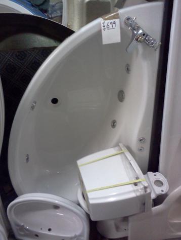 1500 1000mm offset whirlpool corner bath with seat