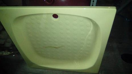 primrose yellow colour bathroom shower tray