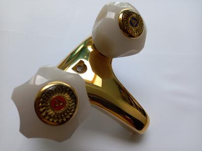 100mm basin mixer tap gold centres