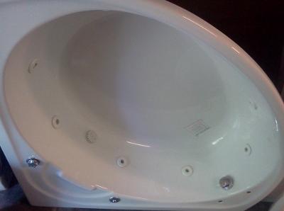 athena 1300mm corner bath whirlpool system large