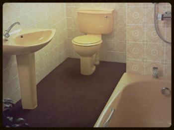 Harvest Gold Bathroom Suite Ideal Standard