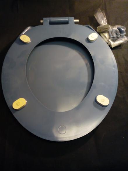 alpine blue toilet seat plastic derwent macdee