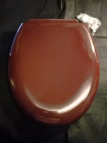 burgundy wrapover toilet seat plastic