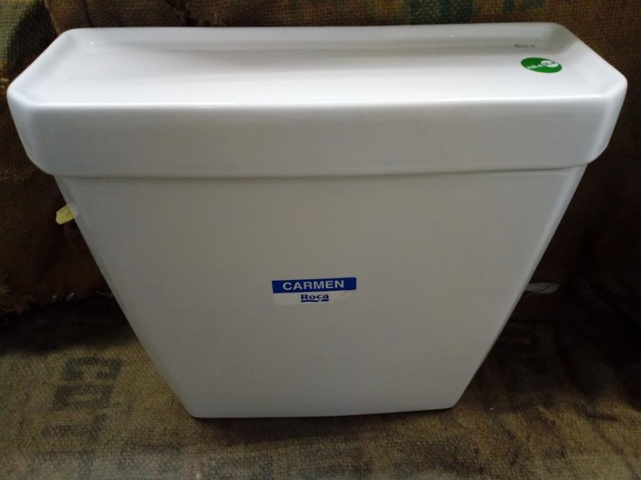 roca carmen close coupled toilet cistern