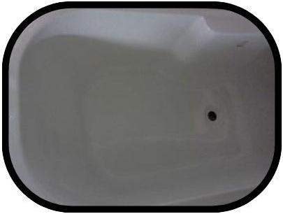 Double ended bath with central taps