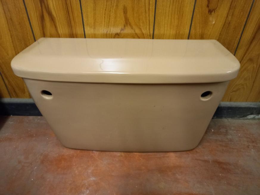 gazelle colour ceramic toilet cistern