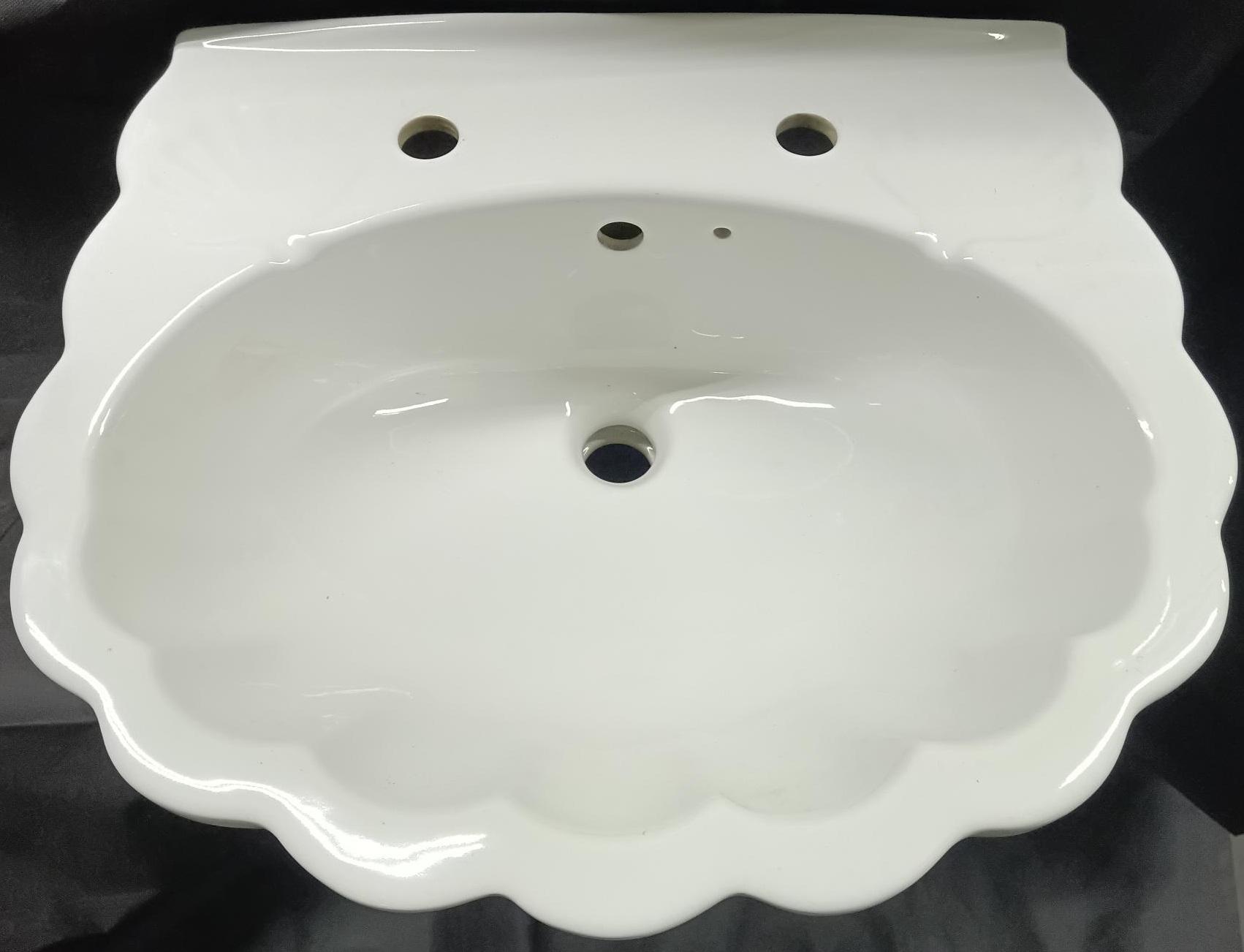 karat shell scalloped white sink
