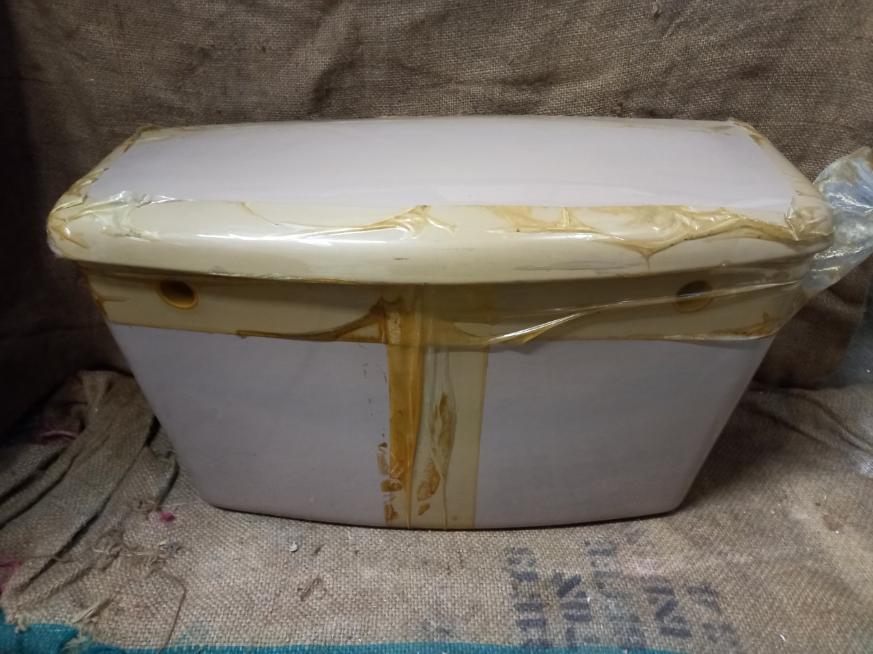kashmir beige colour ceramic toilet cistern