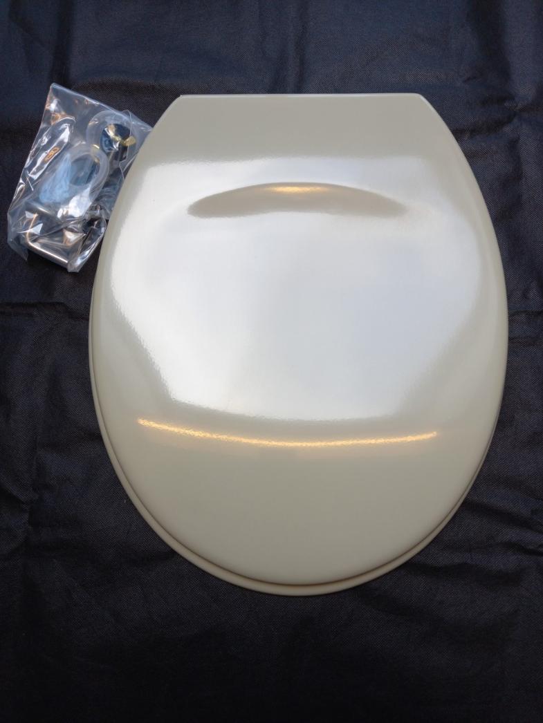 pampas colour toilet seat cover shires
