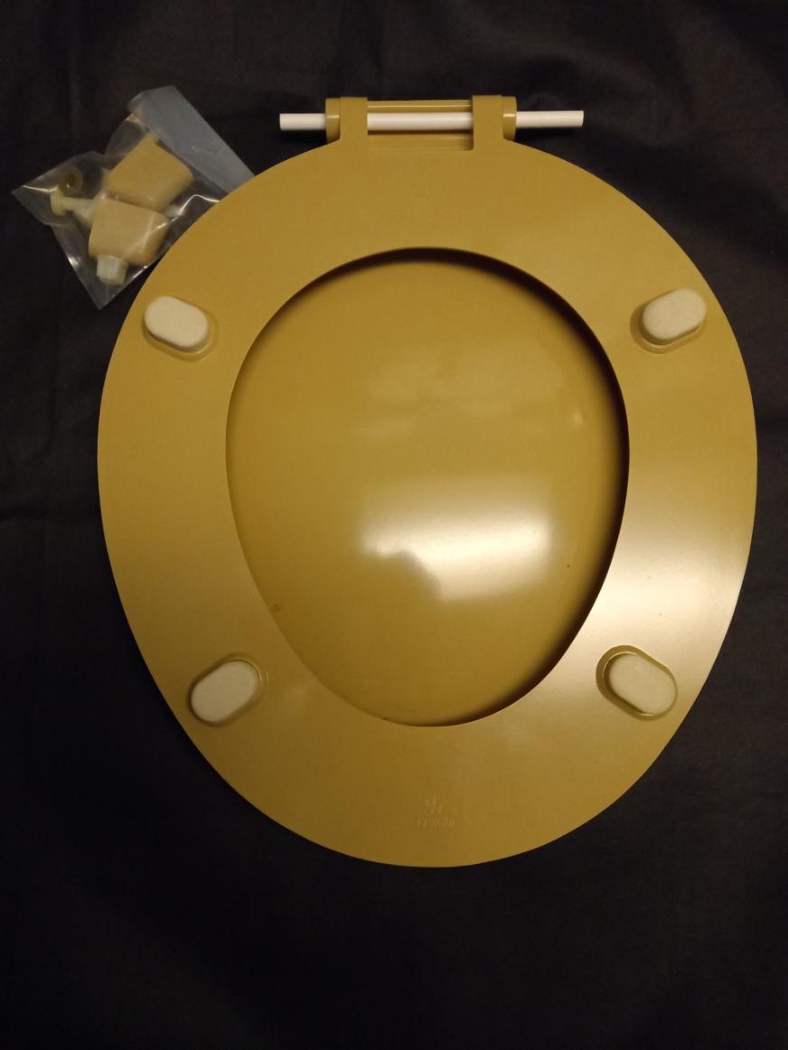 sandalwood colour toilet seat royale peters