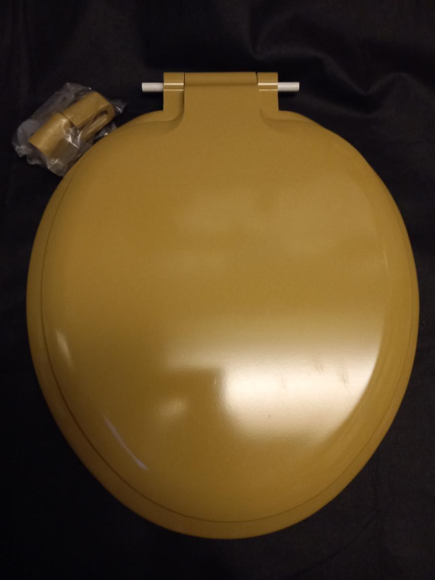 royale toilet seat by peters sandalwood