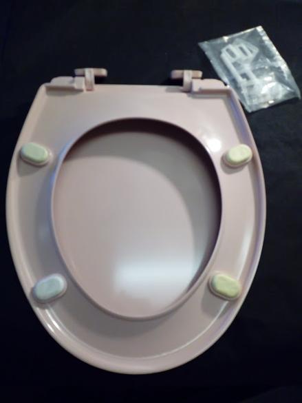 coral pink plastic lomond loo lav wc seat