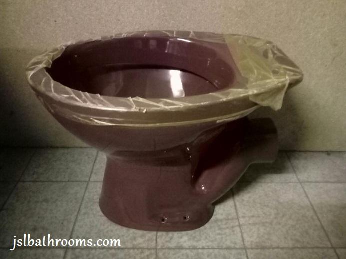 burgundy low level qualcast toilet pan
