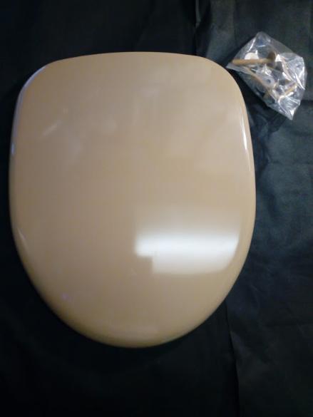 sandalwood seat toilet cover colour twyford