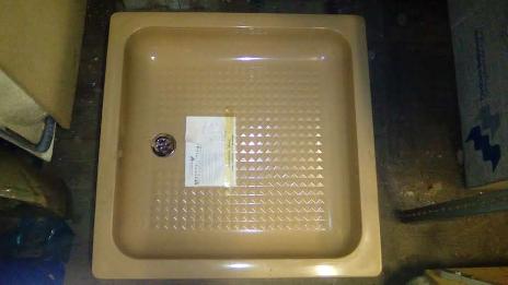 sandalwood shower tray colour