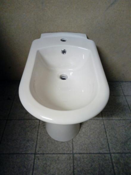 serel pergamon colour bidet btw