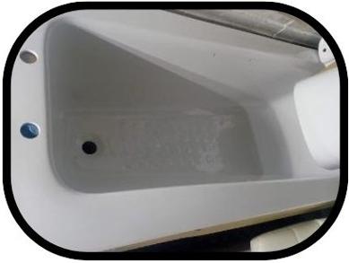 Shires acrylic 1700 x 700mm bath handles