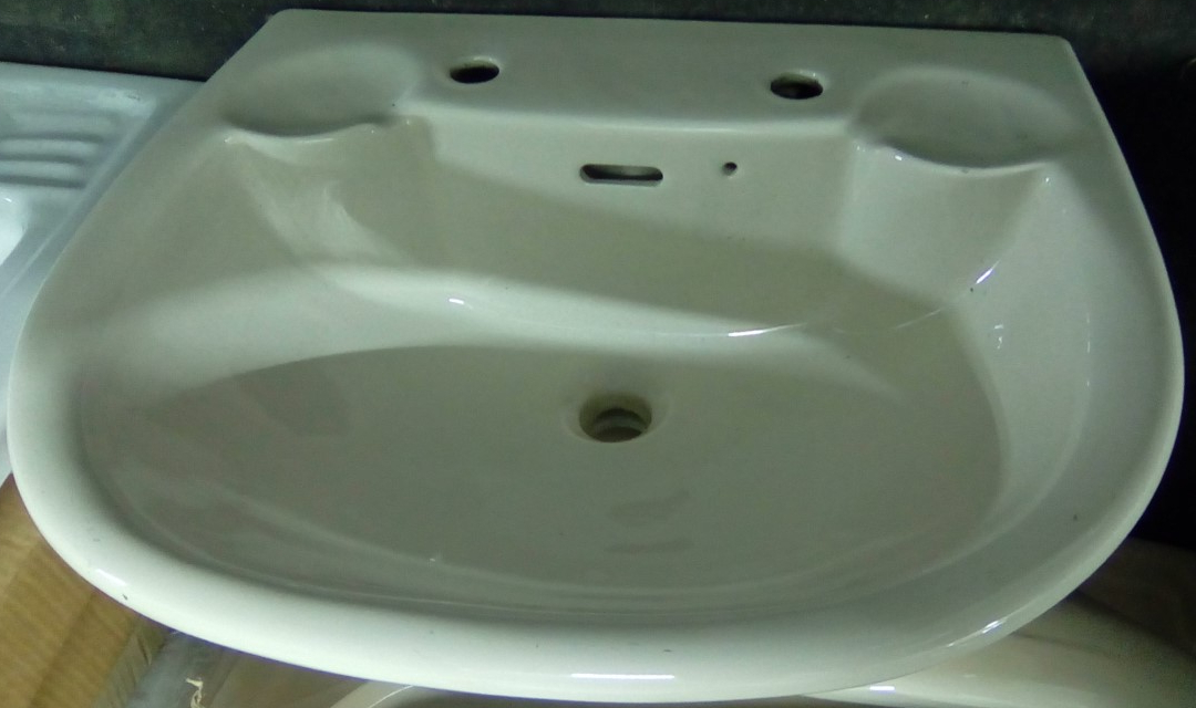 Colour Bathroom Basins 80 Colours Trade S Bradford Uk Colour Corner Basins Bathroom Small Large One Two Tap Holes Ivory Peach Blue Pink Whisper Grey