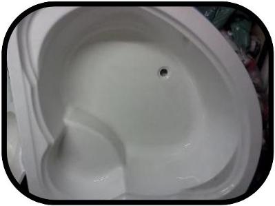 1450mm corner bath large with seat