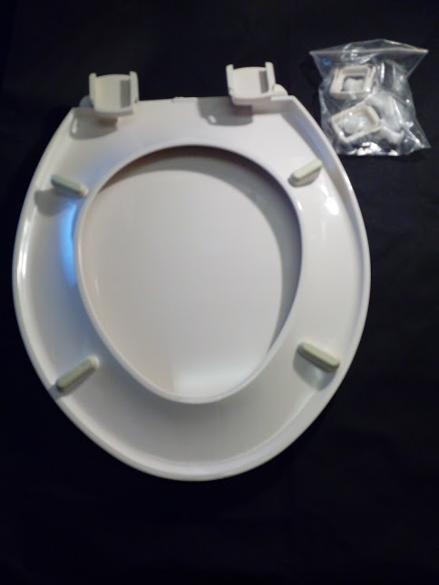 misty peach whisper colour plastic toilet seat